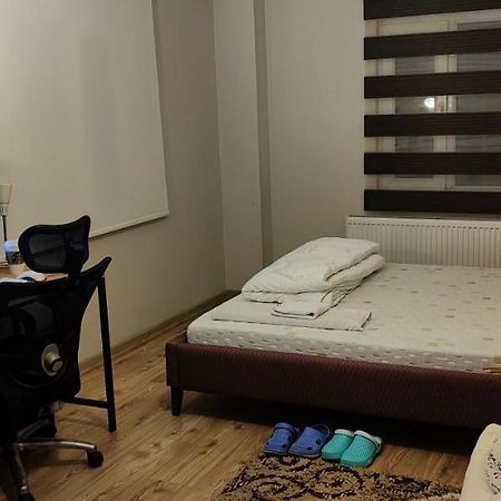 Neighbor Airport Apartment Arnavutkoy Eksteriør billede